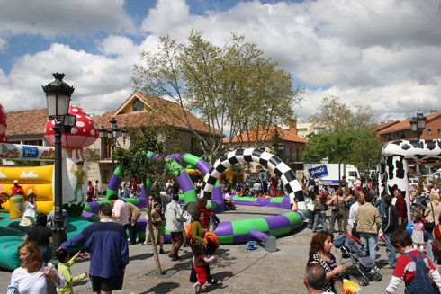 La plaza será el escenario de las actividades festivas